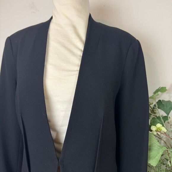 Halston Black Open Front Blazer Jacket | Size 8 | Longline Minimalist - Picture 3 of 11